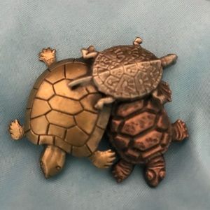 Turtle collectors must have!  Trio of turtles!